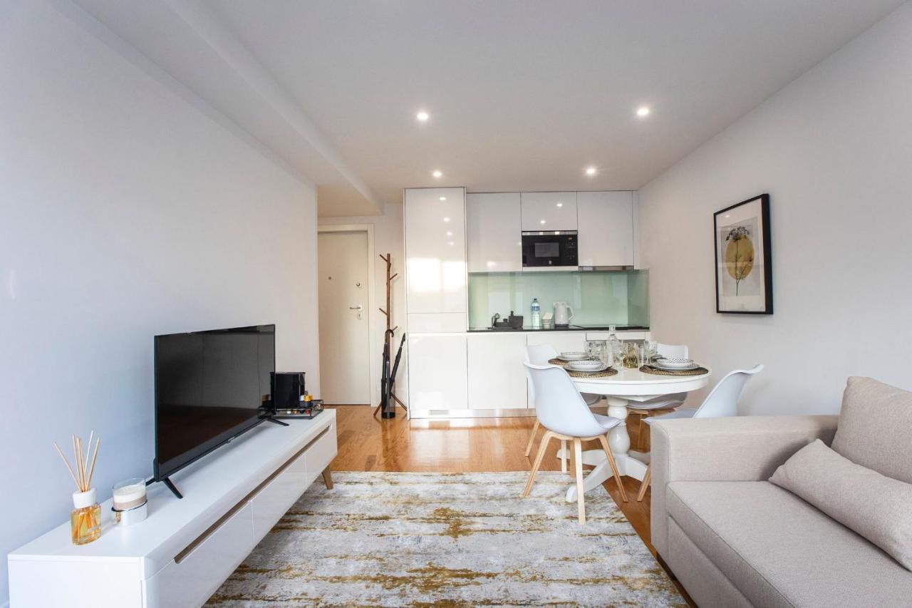 City Center 2Br Flat W/ Ac By Lovelystay OOporto Esterno foto