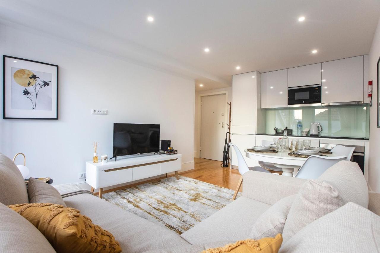City Center 2Br Flat W/ Ac By Lovelystay OOporto Esterno foto